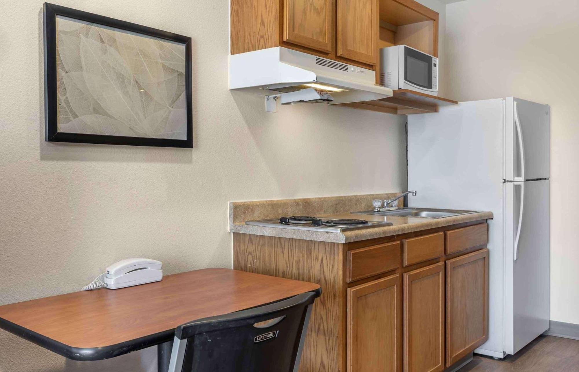 Extended Stay America Select Suites - Wichita - South Kültér fotó